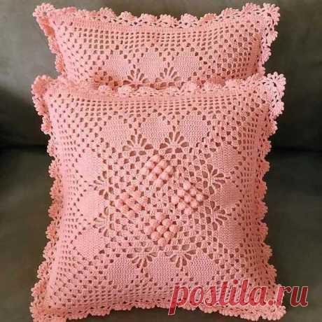 Уютная ажурная наволочка крючком. Схемы. / knittingideas.ru