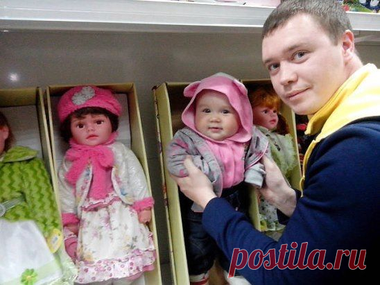 Вчера ходила по магазинам.
- Шопинг?
- Нет! С такой зарплатой - зыринг!))))))))))