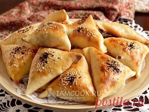 Самса с говядиной и луком