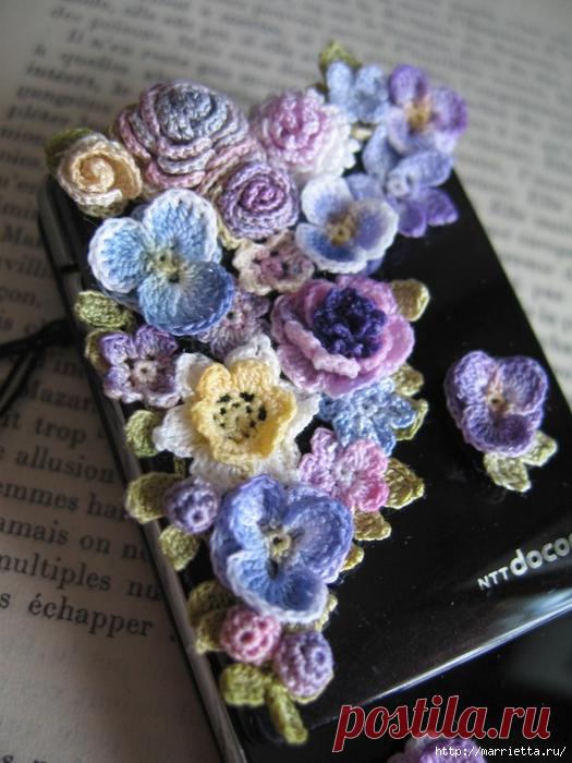 Они прелестны - подборка вязаных крючком миниатюрных цветов. И схемы для вязания некоторых из них Сегодня мы хотим познакомить вас с микровязанием от сайта 