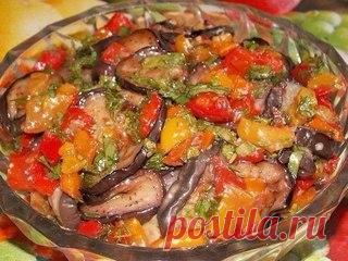 ТОП-7 РЕЦЕПТОВ КОНСЕРВИРОВАННЫХ БАКЛАЖАН 

1.МАРИНОВАННЫЕ БАКЛАЖАНЫ 