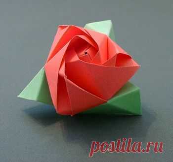 Оригами полезное и приятное время провождения, которое развивает усидчивость, творческое воображение и мелкую моторику рук.