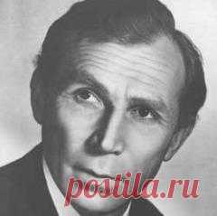Сегодня 07 июля в 1922 году родился(ась) Иван Лапиков