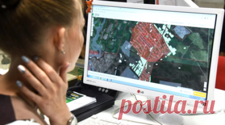 Нотариус Соколова пояснила, что нужно проверять при покупке земельного участка. Нотариус города Москвы Марина Соколова в беседе с RT рассказала, какие юридические моменты необходимо проверять при покупке земельного участка. Читать далее