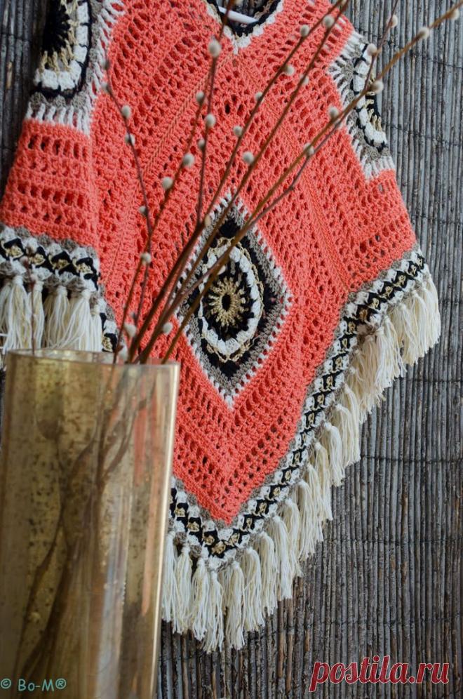 Bo-M: Poncho cor de salmão com dourado - Picmia