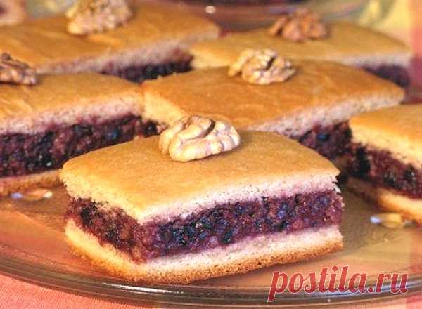Постный пирог с ореховой начинкой | Печем и варим