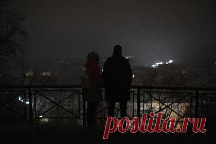 Финляндия собралась восстанавливать энергетику Украины. Министр экономики Финляндии Мика Линтиля призвал финские компании к срочной поставке энергетического оборудования для восстановления энергетики Украины, сообщает пресс-служба финского министерства. Уточняется, что украинская сторона запросила разнообразное оборудование, включая генераторы, трансформаторы и батареи.