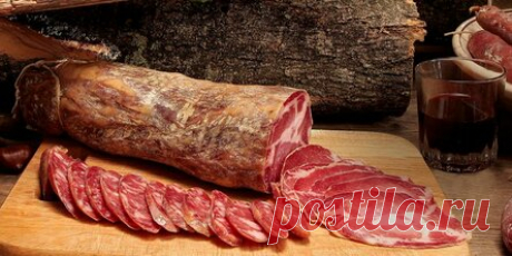 Коппа – сыровяленая итальянская колбаса из свиной шеи