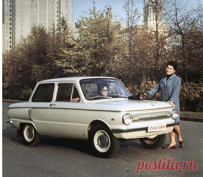 Красивые девушки в рекламе Запорожца, ВАЗа и ГАЗа. Какой автомобиль вы бы выбрали?
Здравствуйте, дорогие друзья. Сегодня мы в Красоте собрались для того, чтобы поговорить о том, без чего мы уже не можем представить себе жизнь вокруг. О рекламе… И реклама эта будет из прошлого. Из СССР. На самом деле, производство автомобилей в СССР не нуждалось в рекламе — чтобы купить машину, гражданам приходилось «выстраиваться в очередь» и […]
Читай пост далее на сайте. Жми ⏫ссылку выше