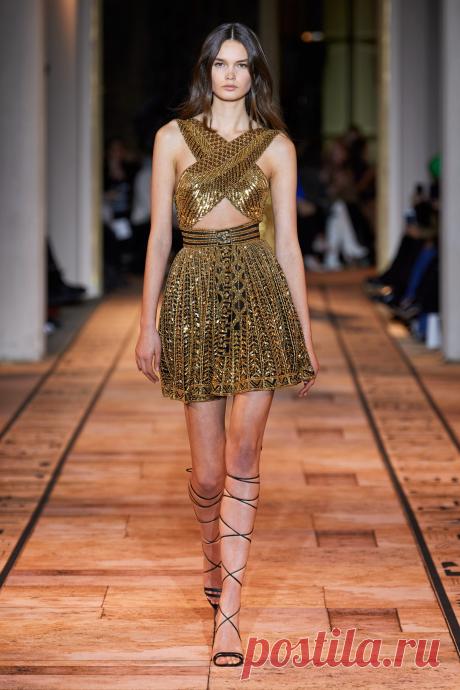 Новая коллекция Zuhair Murad как ода древнеегипетским царицам