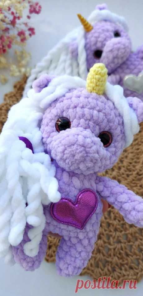 PDF Единорожка с ладошку крючком. FREE crochet pattern; Аmigurumi animal patterns. Амигуруми схемы и описания на русском. Вязаные игрушки и поделки своими руками #amimore - плюшевый единорог, единорожка из плюшевой пряжи.