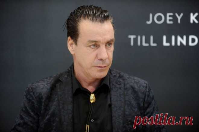 Российская фигуристка Проскурякова отказалась выступать под Rammstein. Композиция немецкой группы была использована в качестве фрагмента в короткой программе фигуристки.