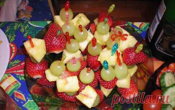 Канапе на шпажках вкусные и простые рецепты с фото
