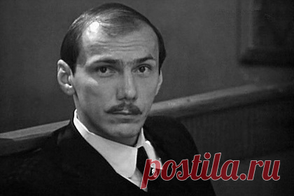 Умер актер Георгий Шахет. Актер Гергий Шахер умер на 76-м году жизни. «Георгий Осипович отличался дружелюбным характером, требовательностью к себе и коллегам. Режиссеры, особенно телевизионных проектов, любили с ним работать», — говорится в сообщении Союза кинематографистов. Причина смерти актера не называется.