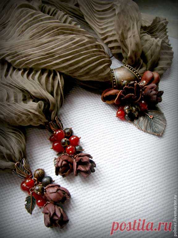 Декоративный шарф украшен кулоном - Поиск в Google