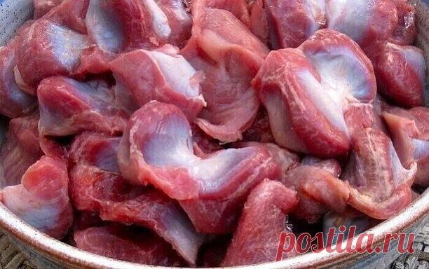 7 рецептов приготовления вкуснейших куриных желудков!
Очень дешево и очень вкусно!!!
РЕЦЕПТ ПЕРВЫЙ: КУРИНЫЕ ЖЕЛУДКИ ПО-БЫСТРОМУ
Понадобится: 500г куриных желудков, 2 луковицы, 3 ст.л. растительного масла, ½ ч.л. соды, специи по вкусу, соль.....ПОКАЗАТЬ ПОЛНОСТЬЮ