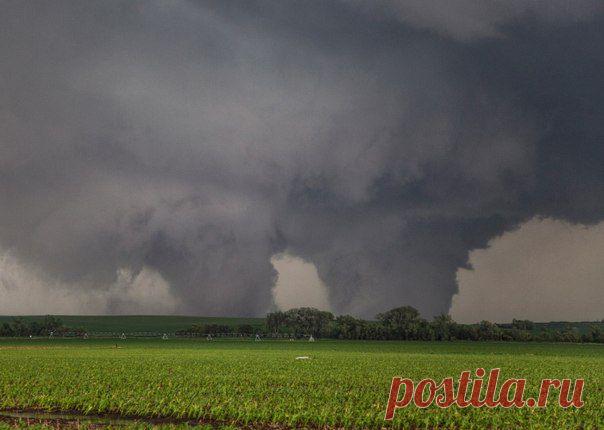 Двойное торнадо в Небраске,США-16 июня 2014 года / Социальная погода