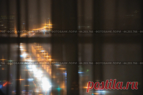 Night city traffic lights, blurred bokeh abstract background Стоковое фото, фотограф Ilaronsia / Фотобанк Лори