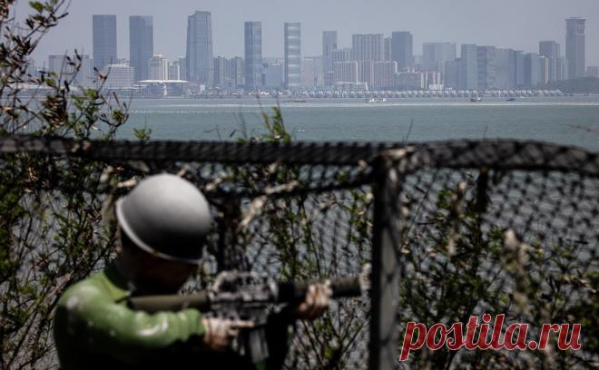 Тайвань предупредил о риске для 40% мировой торговли при войне с Китаем. Глава МИД Тайваня Джозеф Ву отметил, что на долю Тайбэя приходится производство 60% полупроводников в мире, и военный конфликт с Пекином негативно скажется на мировой торговле. Он выразил надежду, что Китай не решится на нападение