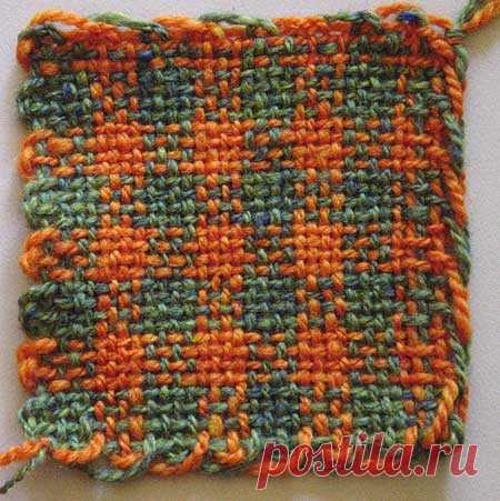 Check Weave on a Weavette Loom » Knitting-and.com How to weave a check pattern on weavette, weave-it or jiffy loom. Includes a step by step photo tutorial.