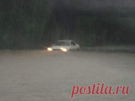 Андрей Михайлов Классный Владивосток
25 лет, Россия, Владивосток
Самый сильный дождь Владивостока. 2001 и 2014 год