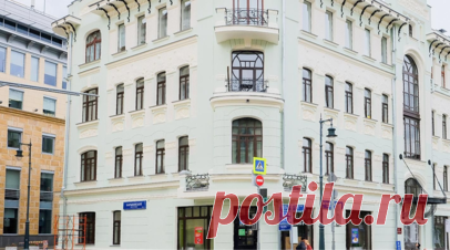 В Москве продолжают реконструировать исторические здания. В Москве рассказали, как продвигается реставрация в домах, признанных памятниками архитектуры. Читать далее
