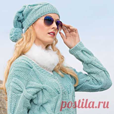 Голубая шапка с помпоном - схема вязания спицами. Вяжем Шапки на Verena.ru