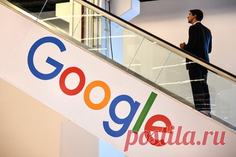 Российскую «дочку» Google признали банкротом. Арбитражный суд Москвы признал банкротом юридическое лицо ООО «Гугл», являющееся российским подразделением американской корпорации Google. Судья открыл в отношении российской «дочки» компании конкурсное производство. Начальная процедура банкротства, наблюдение, была введена в ООО «Гугл» еще в ноябре.