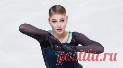 Косторная активно восстанавливает прыжки и выбросы спустя месяц после родов. Российская фигуристка Алёна Косторная, выступающая в паре с мужем Георгием Куницей, показала свою тренировку на льду и за его пределами. Читать далее