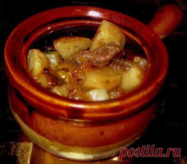 Как приготовить готовим в горшочках: мясо с картофелем и овощами  - рецепт, ингридиенты и фотографии