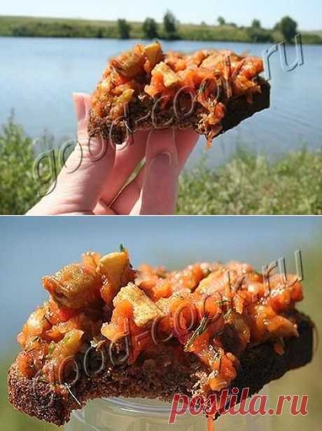 Хорошая кухня - салат из печеных баклажанов со свежими помидорами. Кулинарная книга рецептов. Салаты, выпечка.