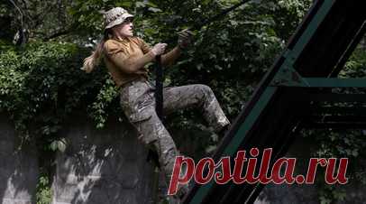 В ВСУ вновь заявили о необходимости массово готовить женщин к военной службе. Глава совета резервистов Сухопутных войск ВСУ Иван Тимочко считает, что киевскому режиму пора приступить к подготовке женщин к военной службе. Читать далее