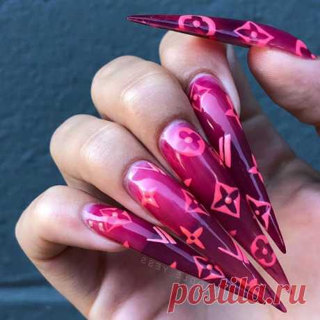 «Шанель», «Луи Виттон», соус «Табаско»: как люди выражают свою любовь к этим брендам с помощью креативного маникюра . Милая Я