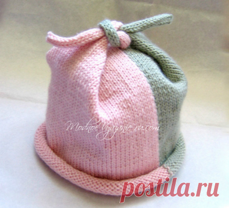 Шапочка двухцветная спицами Top Knot Hat - Модное вязание