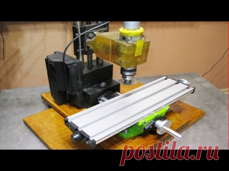 Самодельный фрезеровочный станок / Homemade milling machine