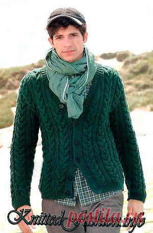 Мужской кардиган с косами - KnittedFashion.info