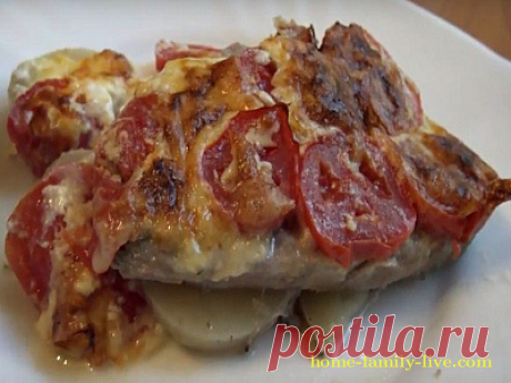 Мясо по-французски с сыром и помидорами