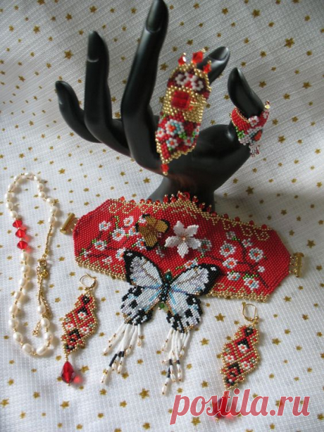 ,,Red royal"set, Delica11 gold beads, etc, Toho 11, Miyuki 11 ,natural pearls, Swarovski biconical 4.6 mm, and 8 mm cube, cake gold plated silver, lena-style "unicat!