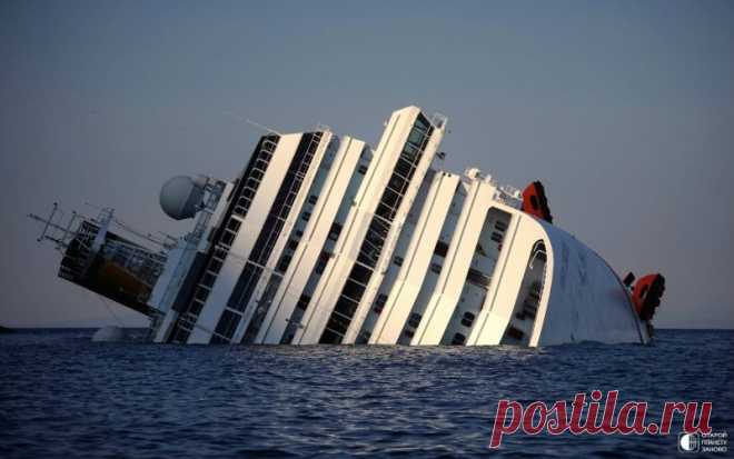 Costa Concordia Costa Concordia – печально знаменитое судно, потерпевшее крушение у берегов Тосканы. Судно было построено только в 2006 году, а в январе 2012 наскочило на каменный риф и стало тонуть.Это судно является самым большим пассажирским судном в мире, которое когда-либо терпело крушение. На судне...