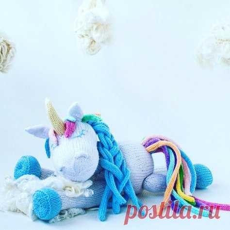 Goog  morning 😊Unicorn
Pattern sale #единорог#длядетей#длядетей#игрушкаспицами#unicorn#knitting_unicorn#вязаный_единорог#weamiguru#working_moment_moment#weamiguru#unicornpattern#knitting#knittingunicorn#rainbow#rainbowunicorn
