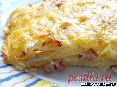 Рецепт: Картофельная запеканка с копчёным окороком