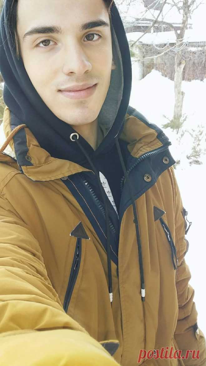 Slava Volk Певец