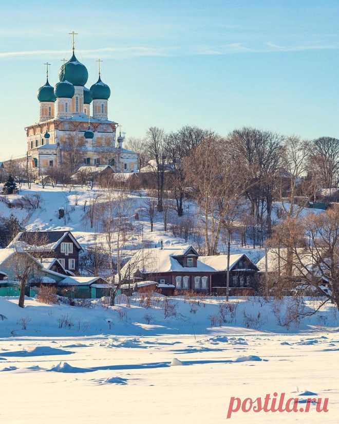 Тутаев. Воскресенский собор и Волжская набережная.
📷 chklvsv