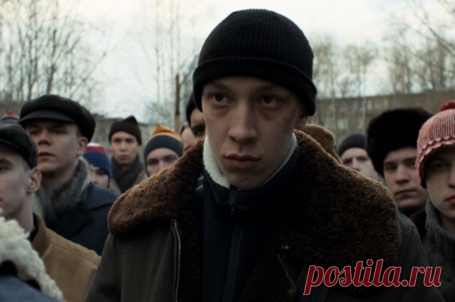 Сценарист «Слова пацана» сказал, что в сериале задумывалось три сезона. Получит ли сериал второй сезон, зависит от режиссера Жоры Крыжовникова.