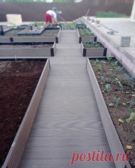 🥕🥬Грядочная доска вельвет стандарт Венге Holzhof. г. Калуга.

Большое спасибо за фото нашему клиенту! Отлично получилось, согласны? ❤️
Теперь на участке всегда чисто и аккуратно 👌

🔸Купить грядки Holzhof в интернет-магазине Сайдинг77
🔸Доставим заказ в любом количестве до вашего подъезда! 
🔸По всем вопросам 8 (800) 707-49-88 либо закажите обратный звонок на сайте Сайдинг77
 
#ТерраснаядоскаДПК #грядки #еврогрядки #д