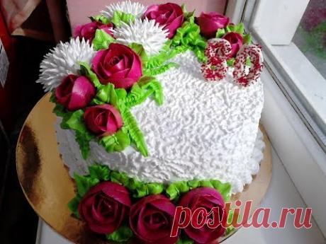 Торт с вишнёвыми розами
