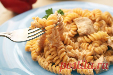 Очень вкусно и элементарно! Паста с индейкой в сливочном соусе — Вкусные рецепты