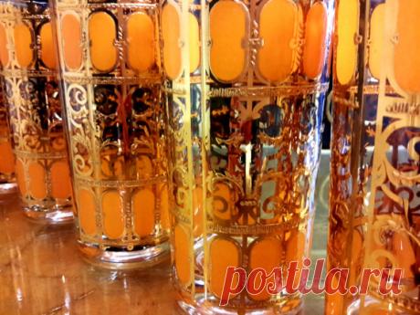 Culver Glasses Signed Orange Scroll 22K Gold by vintagesouthwest