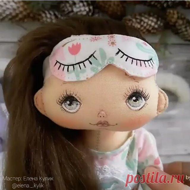 Премьера нового видео с новой куколкой😍😍😍
Пижамка с маской,пальто,платье, колготки,кожаные ботики,меховая повязка это все в наборе к этой крохе🤗🤗🤗 А также у нее волшебные волосы, ручки и ножки подвижны,голова поворачивается,лицо расписано вручную акриловыми красками 🙌 100%handmande будь уверен.
Доступна покупка только здесь!!! Стоимость куколки всего =  6000 руб. Доставка по России БЕСПЛАТНО 🖖 Оплата доступна на карту Сбербанк, кошелёк PayPal.