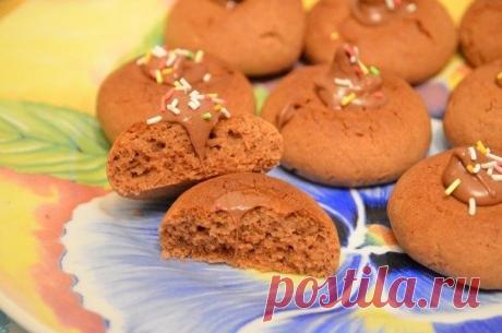 Шоколадное печенье с корицей
